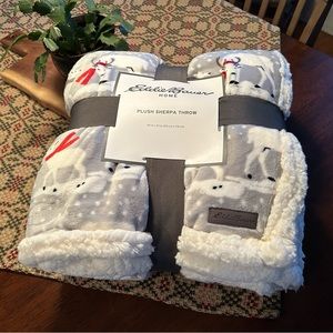 NWT Eddie Bauer Reindeer Throw 60 x 70